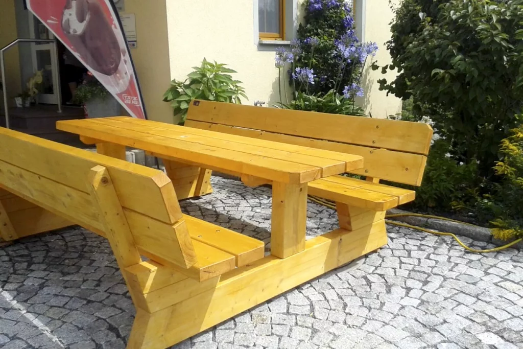 Sitzgruppe - Sitzbank ohne Dach